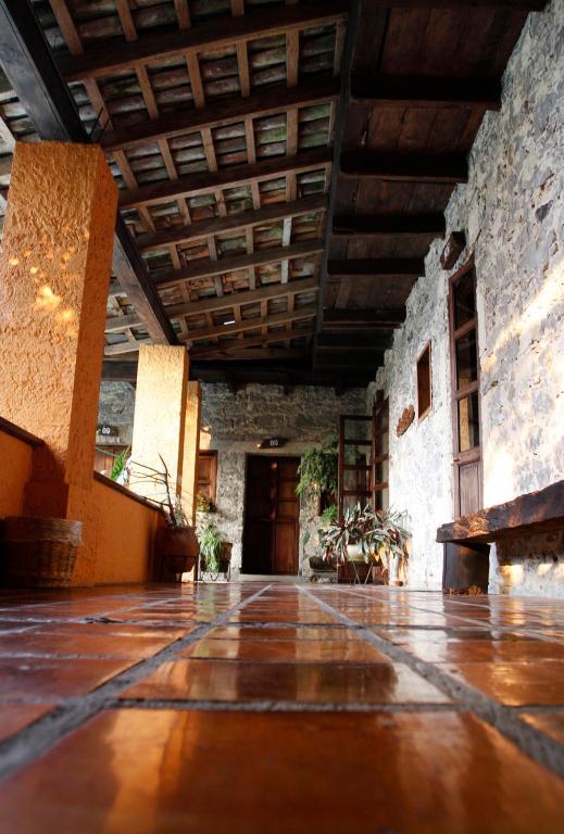 Hotel La Casa De Piedra Куэтсалан-дель-Проґресо Екстер'єр фото